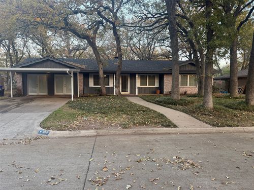 204 Juniper St, Mansfield, TX, 76063-1815 | Card Image