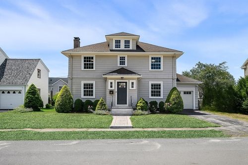 9 Sevinor Rd, Marblehead, MA, 01945-2022 | Card Image