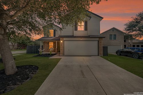 105 Woodstone Pt, Cibolo, TX, 78108-3271 | Card Image
