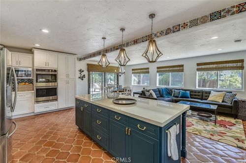 9 El Camino Real, Vallejo, CA, 94590-3411 | Card Image