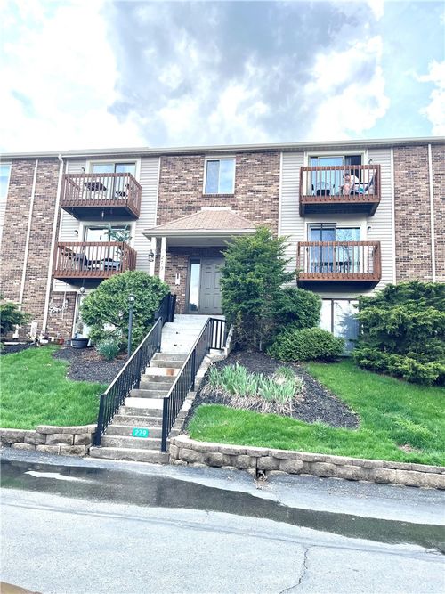 27902 Evergreen Run, North Fayette, PA, 15126 | Card Image