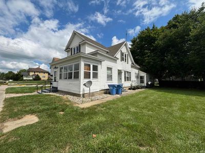 312 N Main Street, House other with 7 bedrooms, 3 bathrooms and null parking in Churubusco IN | Image 2