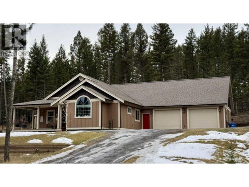 5352 Qua Place, 108 Mile Ranch, BC, V0K2Z0 | Card Image