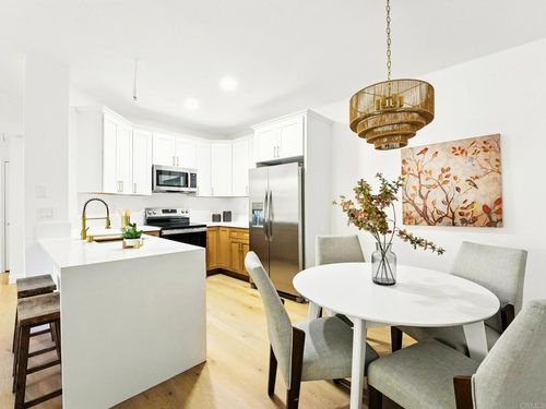 apt-4307-5875 Friars Rd, San Diego, CA, 92110-6014 | Card Image