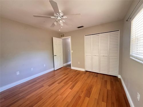 5619 Colonial Oaks Blvd, SARASOTA, FL, 34232-6108 | Card Image
