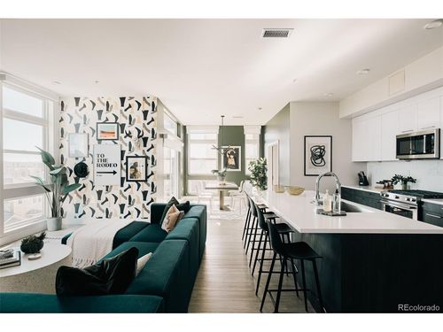 308-2880 Zuni St, Denver, CO, 80211-4984 | Card Image