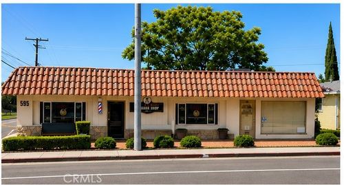595 E 6th St, Beaumont, CA, 92223-2217 | Card Image