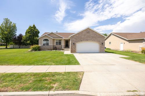 2280 S 450 W, Brigham City, UT, 84302-4127 | Card Image