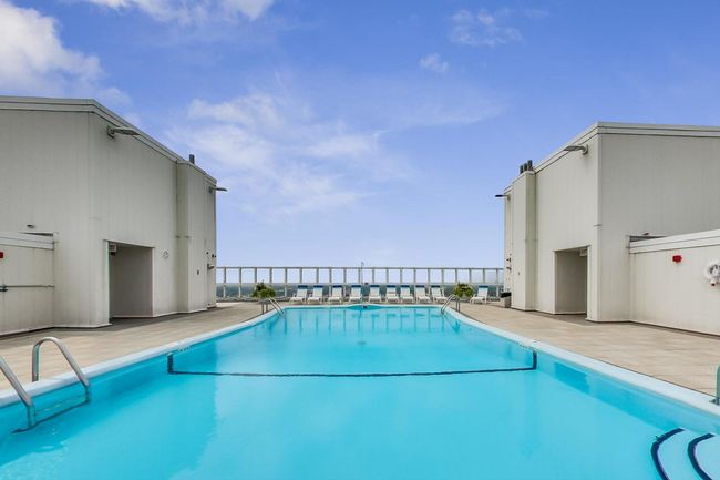 APT-28C - 5733 N Sheridan Rd, Home with 2 bedrooms, 2 bathrooms and 1 parking in Chicago IL | Image 34