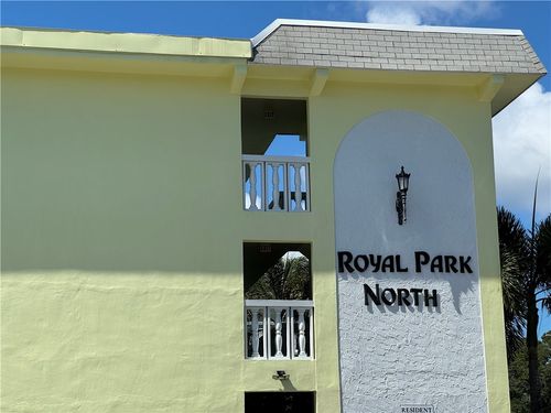 n102-1100 Ponce De Leon Cir, Vero Beach, FL, 32960-5385 | Card Image
