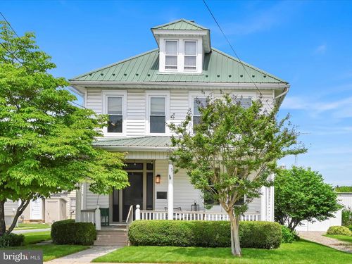 365 E Jackson St, NEW HOLLAND, PA, 17557-1750 | Card Image