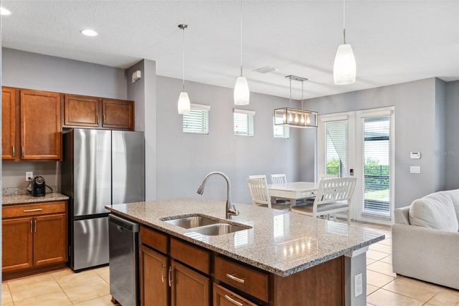 5831 Caldera Ridge Dr, House other with 4 bedrooms, 3 bathrooms and null parking in Lithia FL | Image 12