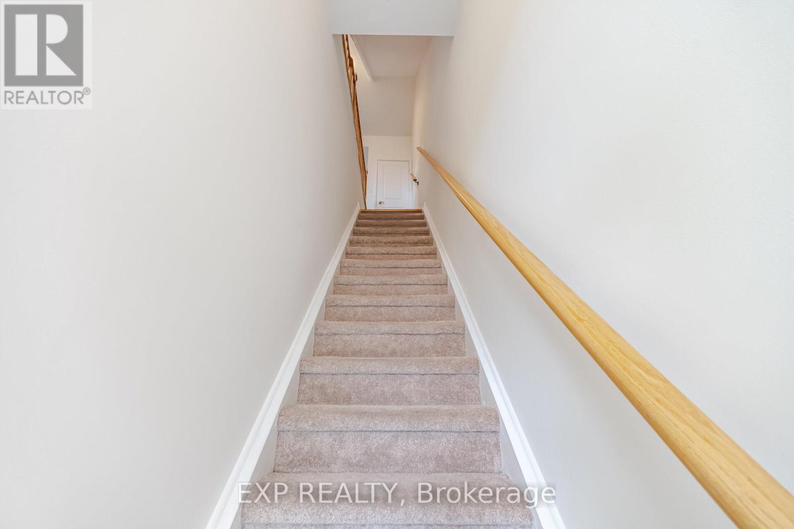 Residential in Toronto (Downsview-Roding-CFB) 4