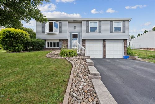 443 Huntingdon Ave, North Huntingdon, PA, 15642-3145 | Card Image