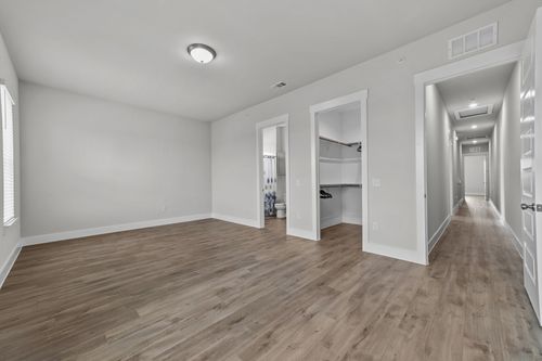 1000 Ebony Dr, Mckinney, TX, 75071-2483 | Card Image