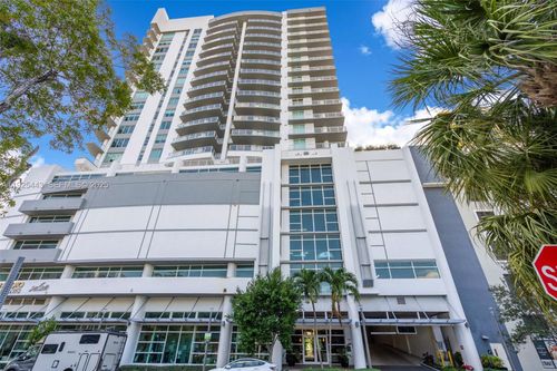 1805-315 Ne 3rd Ave, Fort Lauderdale, FL, 33301-1631 | Card Image