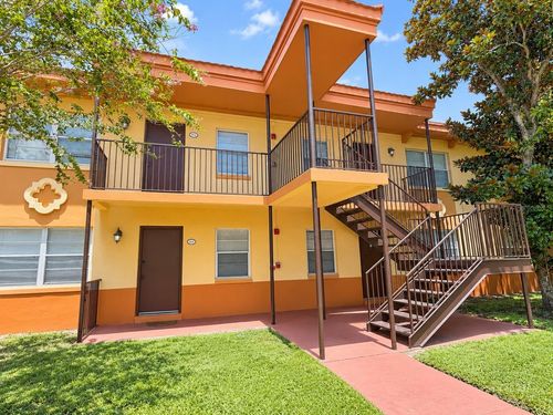 715-715 Wyman Ct, ORLANDO, FL, 32809-7159 | Card Image