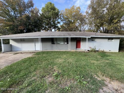 5610 Magnolia Dr, Jackson, MS, 39209-2827 | Card Image