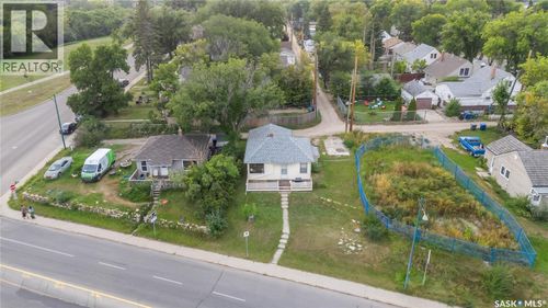 1203 Spadina Cres E, Saskatoon, SK, S7K3J1 | Card Image