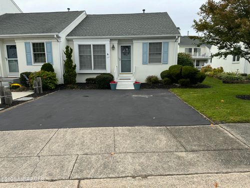 323 Arbegast Dr, Brigantine, NJ, 08203-3630 | Card Image