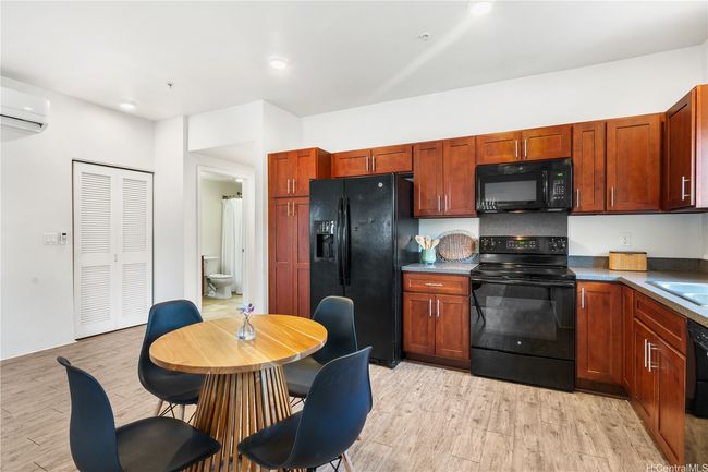 APT-512 - 458 Manawai St, Condo with 2 bedrooms, 2 bathrooms and 2 parking in Kapolei HI | Image 8