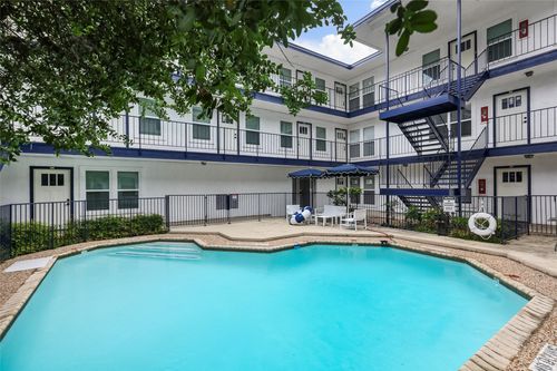 105-923 E 41st Street, Austin, TX, 78751 | Card Image