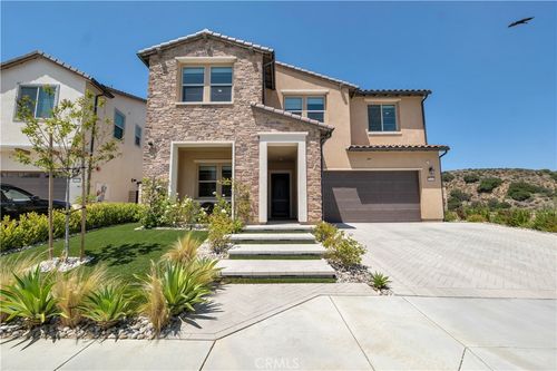 21611 Canyon Cv, Chatsworth, CA, 91311-1379 | Card Image