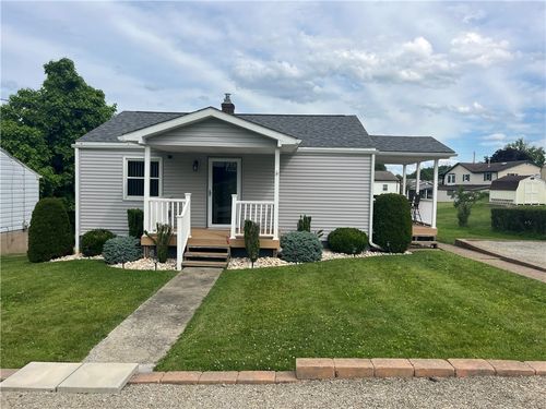 2209 Sunset Ave, Irwin, PA, 15642-4423 | Card Image