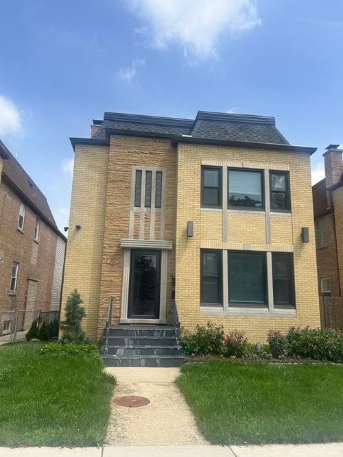 2-6620 W Devon Avenue, Chicago, IL, 60631 | Card Image