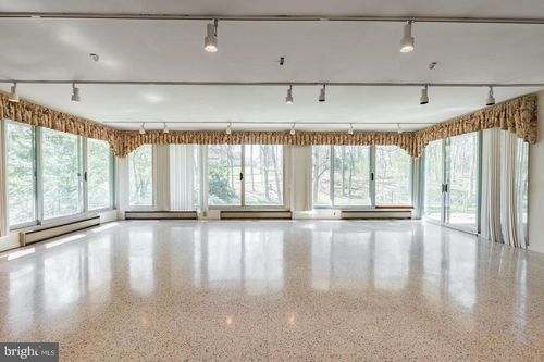 1211 E Butler Pike, AMBLER, PA, 19002-6032 | Card Image