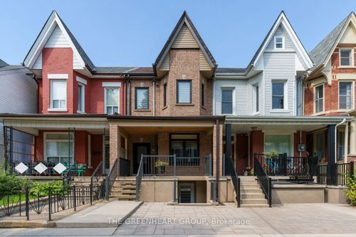 lower-96 Montrose Ave, Toronto, ON, M6J2T7 | Card Image