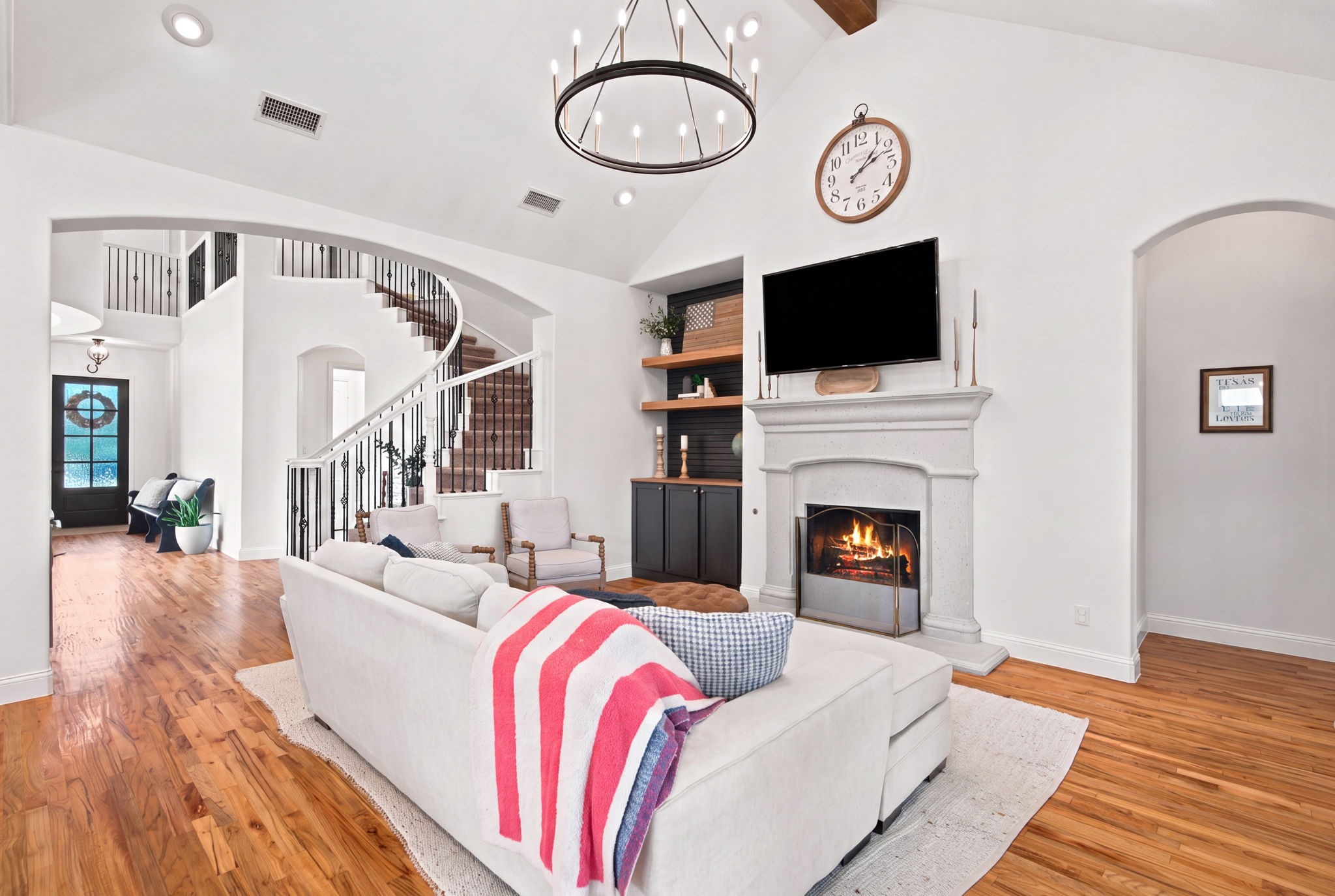 Residential in Lantana 3