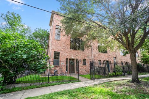 2719 La Branch St, Houston, TX, 77004-1138 | Card Image
