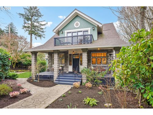 2647 Sw Montgomery Dr, Portland, OR, 97201-1753 | Card Image
