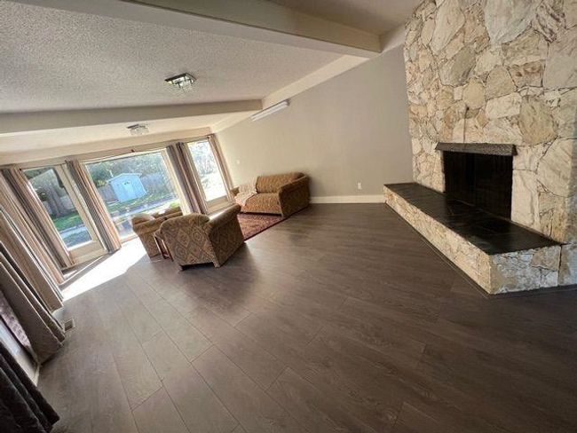 21764 124 Ave, House other with 3 bedrooms, 4 bathrooms and 8 parking in Maple Ridge BC | Image 10