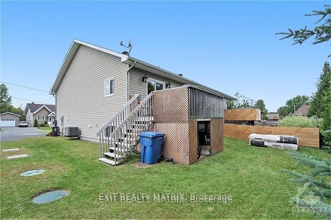 6 Telegraph Cres, House attached with 3 bedrooms, 2 bathrooms and 4 parking in Alfred ON | Image 28