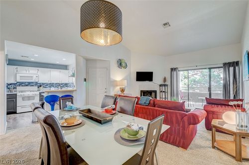 204-5040 S Rainbow Blvd, Las Vegas, NV, 89118-0917 | Card Image