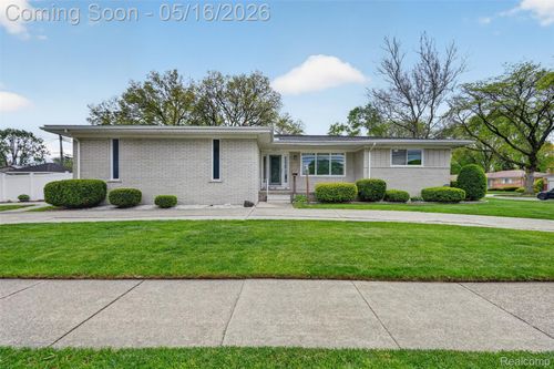 12014 Common Rd, Warren, MI, 48093-3000 | Card Image