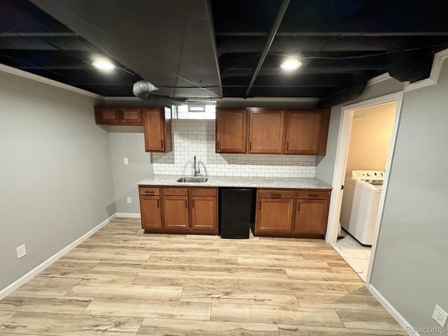 24739 Middlebelt Rd, House other with 3 bedrooms, 3 bathrooms and null parking in Farmington Hills MI | Image 17