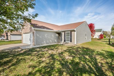 1150 Spring Meadow Court, House other with 3 bedrooms, 2 bathrooms and null parking in Franklin IN | Image 2