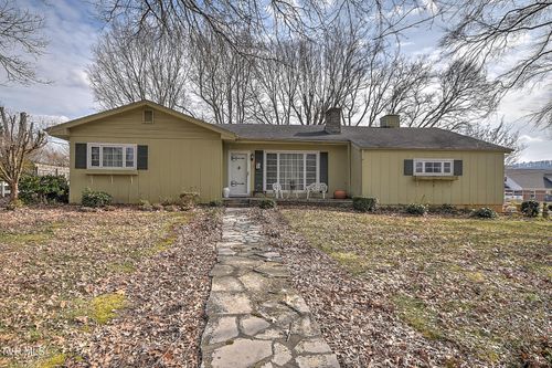 204 Exeter Ln, Blountville, TN, 37617-5234 | Card Image