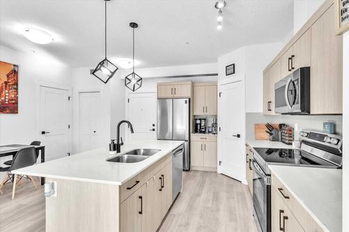 305-30 Sage Hill Walk Nw, Calgary, AB, T3R2A9 | Card Image