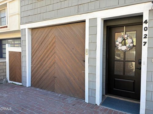 4027 Ocean Dr, Oxnard, CA, 93035-3939 | Card Image