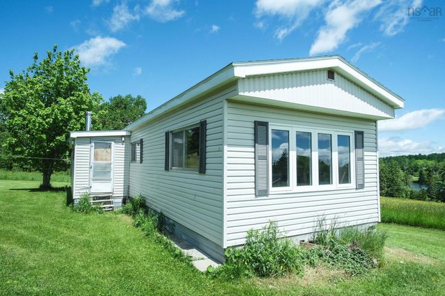 10353 Marble Mountain Rd, House other with 4 bedrooms, 2 bathrooms and 4 parking in Orangedale NS | Image 24