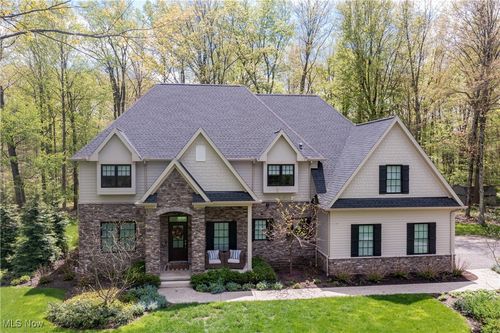 31370 Hiram Trl, Moreland Hills, OH, 44022-1319 | Card Image
