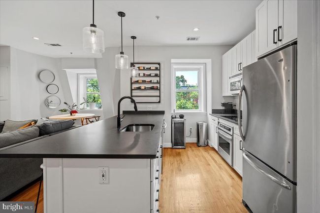 APT-4 - 1407 15 Th St Nw, Townhouse with 2 bedrooms, 2 bathrooms and null parking in WASHINGTON DC | Image 6