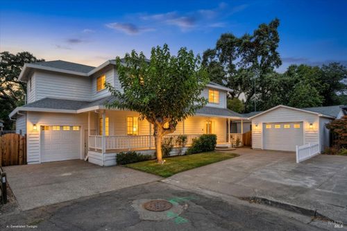 17503 Johnson Ave, Sonoma, CA, 95476-3619 | Card Image