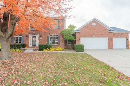 29 Knollbrook Ct, Bloomington, IL, 61705-5211 | Card Image