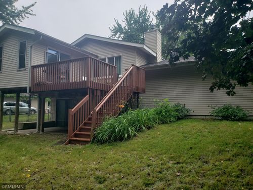 2905 Weston Ln N, Plymouth, MN, 55447-1850 | Card Image