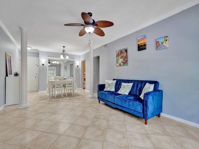 1523 - 2250 Ne 66th St, Condo with 2 bedrooms, 2 bathrooms and null parking in Fort Lauderdale FL | Image 3